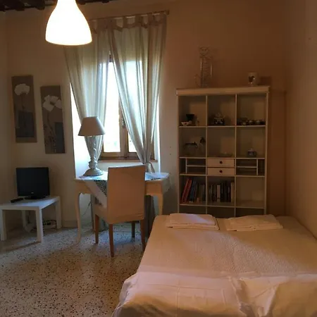 Apartment Nel Cuore Di I Pozzi - Lucca - Toscana *